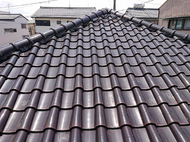大屋根中央の瓦状態